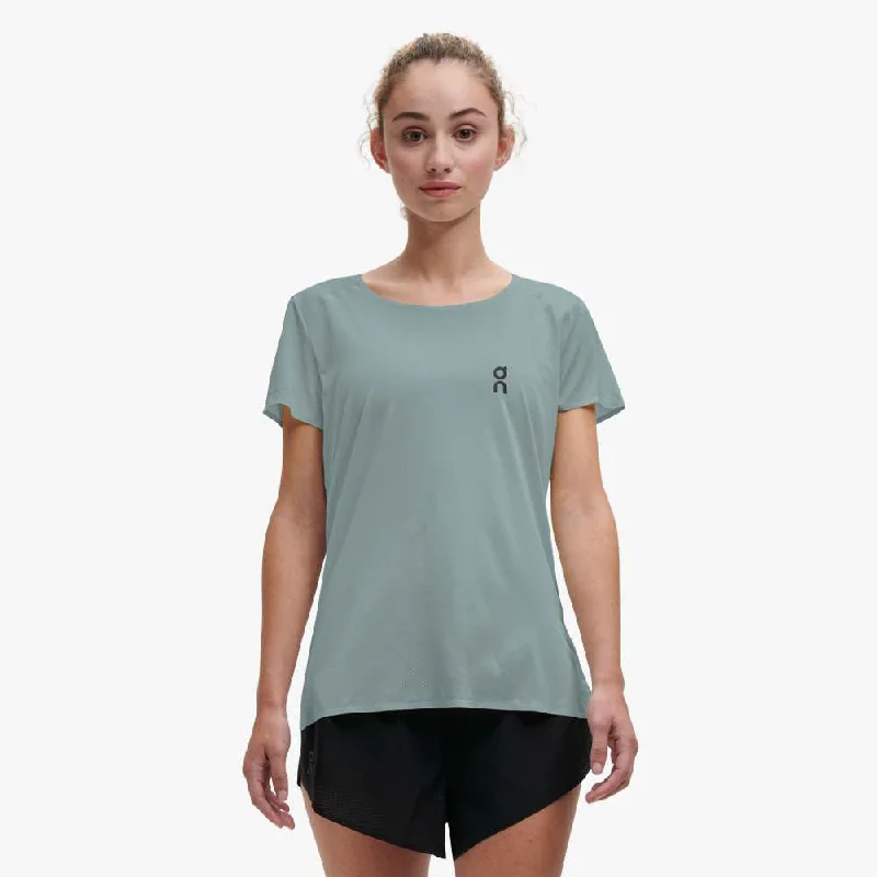 On Women's Performance T-Shirt - Sea / Black