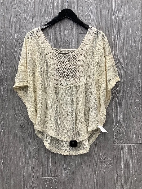 Blouse Short Sleeve By Maurices In Cream, Size: S