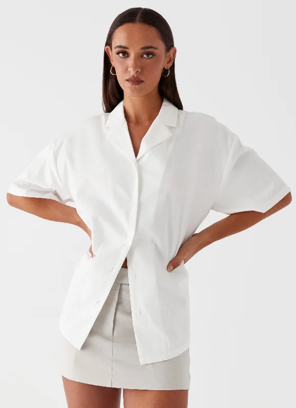 Hadley Open Back Short Sleeve Shirt - White